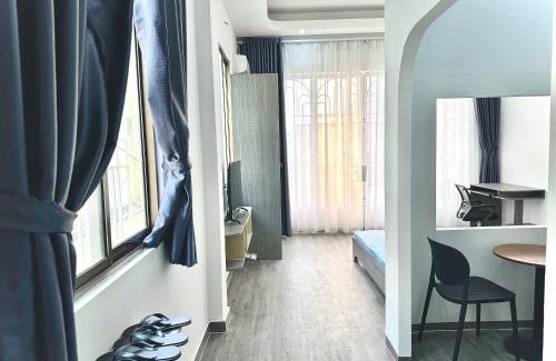 District 1 Apartment | Studio ban công, tách bếp, full nội thất Quận1