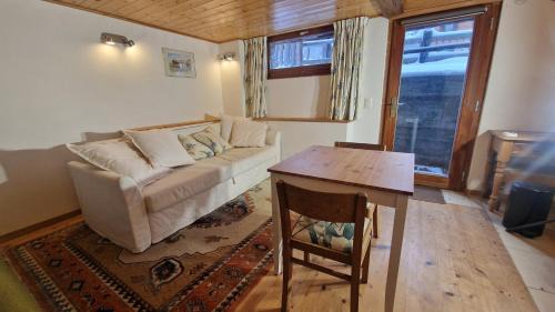 Evolene Apartment | Studio Berthe 11 -2 personnes -Les Hauderes