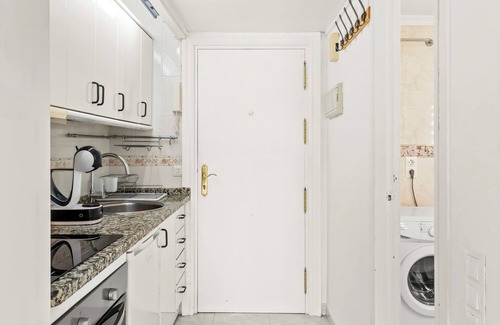 La Cala de Mijas Apartment | Studio 'Butiplaya' with Sea View, Wi-Fi and Air Conditioning