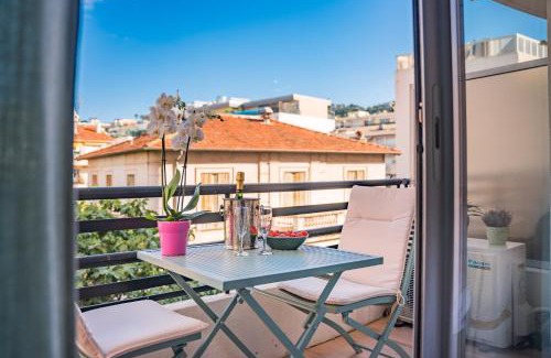 Cannes City Centre Apartment | STUDIO by the croisette