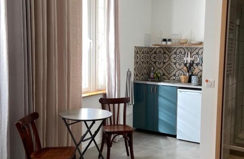 Serignan Apartment | Studio - Cœur de Ville