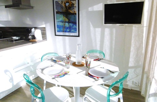 Saint-Jacques Apartment | Studio cabin 2 to 4 people Ocean view