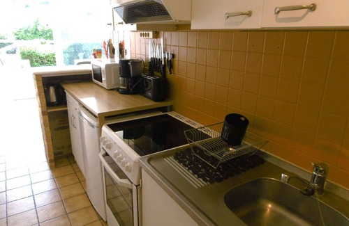 Saint-Jacques Apartment | Studio cabin 2 to 4 people 50 m from the beach