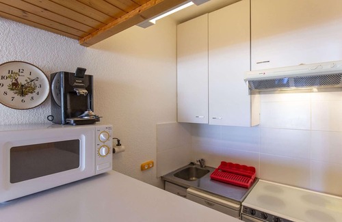 Eaux-Bonnes Apartment | Studio cabin for 6 at the foot of the slopes in Gourette