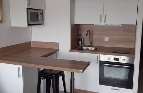 Saint-Malo Apartment | Studio cabin, sea view, ST MALO, on the marina