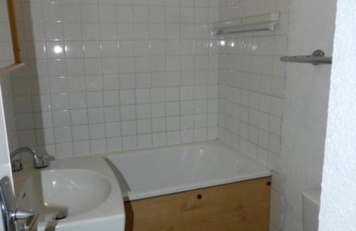 Le Pleynet Apartment | Studio cabine 4 pers. proche pistes, balcon, parking, animaux admis - FR-1-557A-32