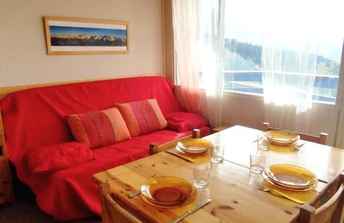 Prapoutel Apartment | Studio Cabine au Calme, Proche des Pistes et du Centre, Balcon, TV - FR-1-771-68