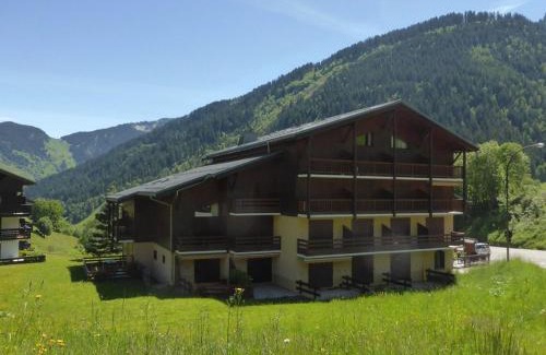 Beaufort Apartment | Studio cabine ensoleillé au pied des pistes avec terrasse, idéal pour famille et randonnées - FR-1-342-192