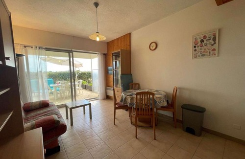 Saint-Jean-de-Monts Apartment | Studio/Cabine Mer 4 Pers: Terrasse, Près Plage, Garage Privé, Tout équipé, St-Jean-de-Monts - FR-1-224C-70