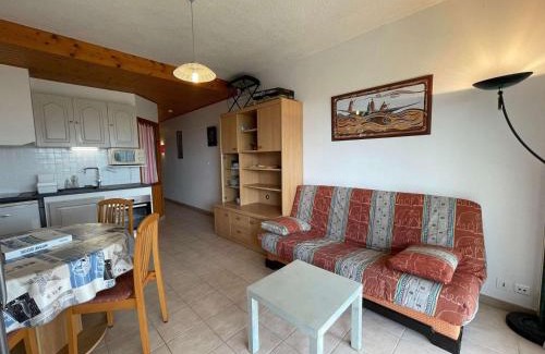Saint-Jean-de-Monts Apartment | Studio/Cabine Mer 4 Pers: Terrasse, Près Plage, Garage Privé, Tout équipé, St-Jean-de-Monts - FR-1-224C-70