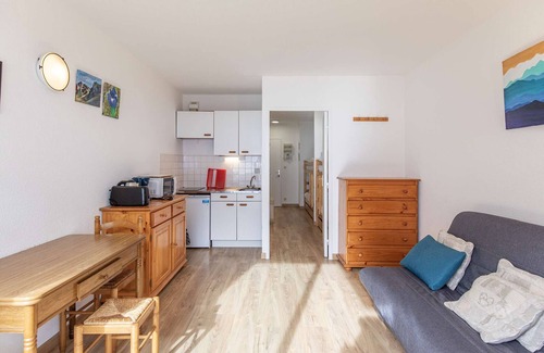 La Mongie Apartment | Studio cabine pour 4 avec balcon sud, parking et accès direct aux pistes, à 20m des remontées
