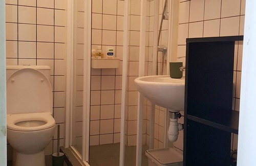 Porte-Saint-Martin Apartment | Studio Canal St Martin