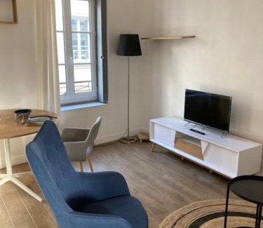 Saint-Germain-en-Laye Apartment | Studio centre proche marché et RER avec wifi