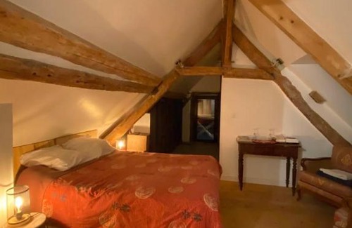Fiquefleur-Equainville Bed & Breakfast | STUDIO CHAUMIERE sur un domaine de 10 hectares
