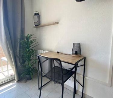 Cadereau Apartment | Studio clim parking dhuoda