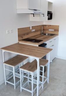 Digne-les-Bains Apartment | Studio climatisé dans une propriété calme
