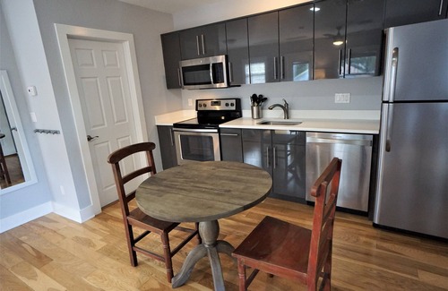 Historic Uptown Apartment | Studio Close to Downtown St Pete