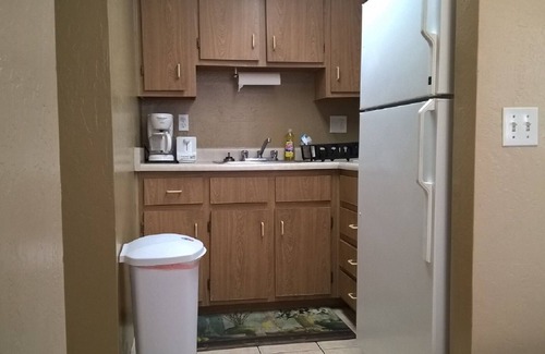 Surprise Condo | STUDIO CONDO GROUNDFLOOR 405sqft