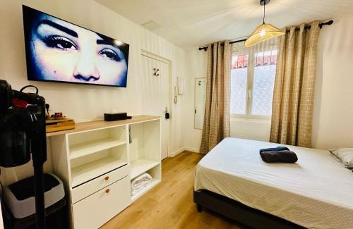 Saint-Martin Apartment | Studio confort centre-ville Clim Wifi Netflix