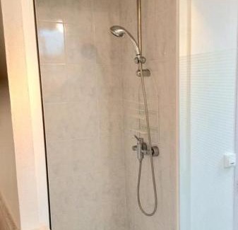Saint-Julien Apartment | Studio Confort, en face du campus 1 et du tramway