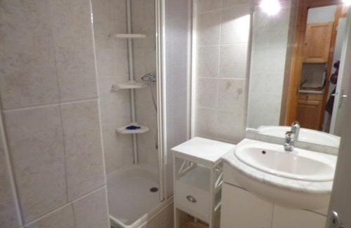 Les Saisies Apartment | Studio confortable aux Saisies pour 4 personnes avec balcon et cuisine équipée - FR-1-594-127