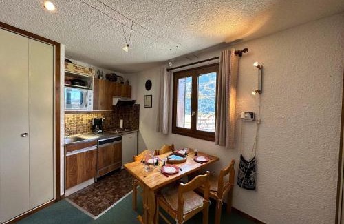 Meribel Apartment | Studio cosy à Méribel - Proche pistes et commerces - FR-1-688-31