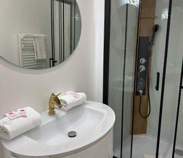 Centre Historique Apartment | Studio Cosy du Cloitre