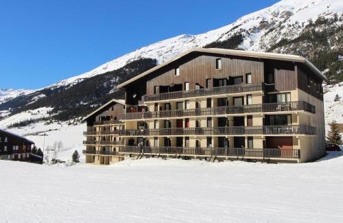 Lanslevillard Apartment | Studio cosy pour 2/3 pers., skis aux pieds, proche commerces et services à Val-Cenis - FR-1-508-235