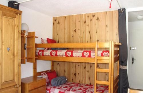 Lanslevillard Apartment | Studio cosy pour 2/3 pers., skis aux pieds, proche commerces et services à Val-Cenis - FR-1-508-235