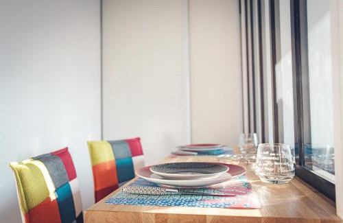 Moriani-Plage Apartment | Studio cosy les pieds dans l'eau, climatisé, Parking privé, Vue montagne