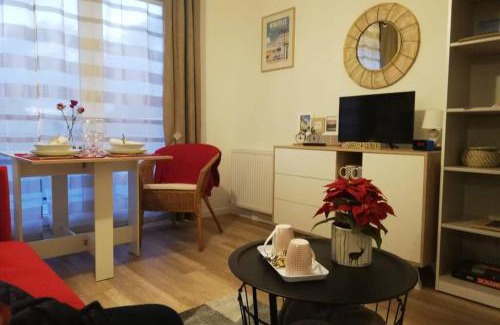 Wimereux Apartment | Studio Cosy neuf près de la mer,Balcon et Parking gratuit