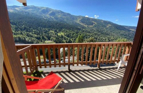 Meribel Centre Apartment | Studio cosy pour 4 personnes au centre de Méribel, proche pistes et commerces - FR-1-411-956
