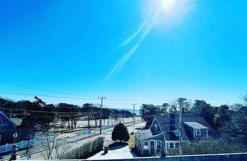 Hyannis Apartment | Studio COTTAGE # 2- WALK to Keyes Memorial BEACH Barnstable- Hyannis