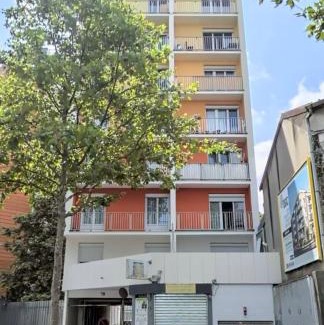 Aubervilliers Apartment | Studio D Paris