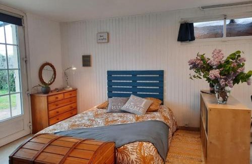 Meyzieu Apartment | Studio de charme pour séjour tranquille à deux