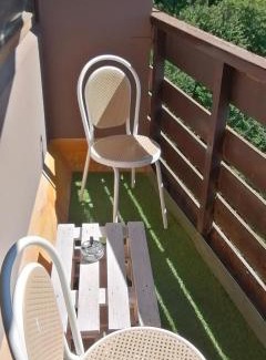 Besse-et-Saint-Anastaise Apartment | STUDIO DE LA BICHETTE