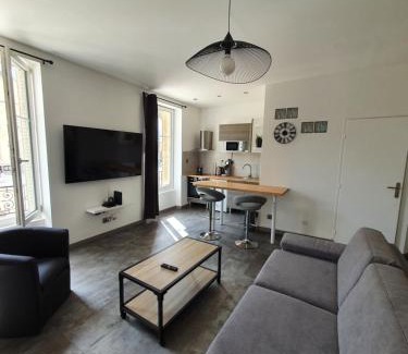 Charleville-Mezieres Apartment | Studio de l'hôtel de ville