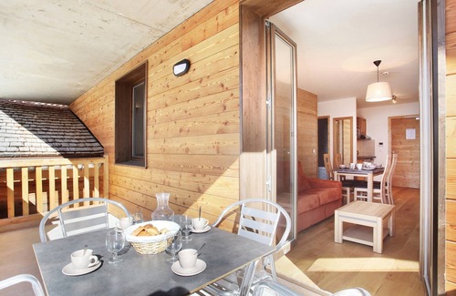 La Clusaz Apartment | Studio de Montagne | Piscine Extérieure Chauffée!