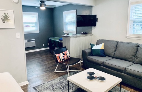 Melrose Apartment | Studio - Downtown Nashville - Pool
