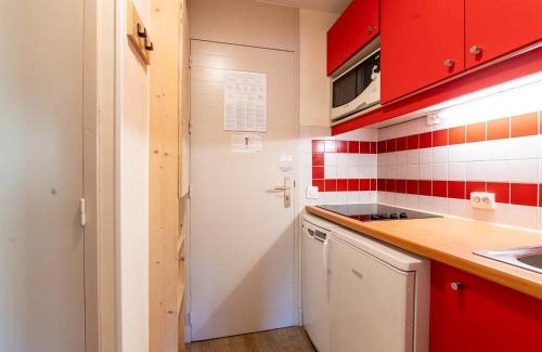 Plagne 1800 Apartment | Studio ensoleillé à La Plagne avec balcon et parking - FR-1-351-249