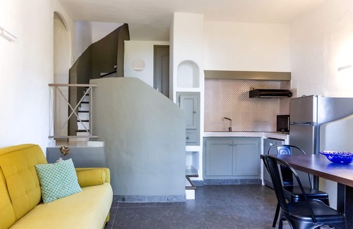 Porto-Vecchio Apartment | Studio-Ensuite with Shower-Sea view