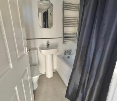 Worthing House | Studio flat