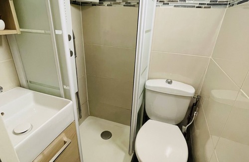 Les Halles Apartment | Studio Fonctionnel Centre Ville