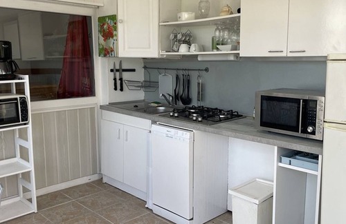 Esparron-de-Verdon Apartment | Studio for 2/3 people near the lake with pets allowed and parking