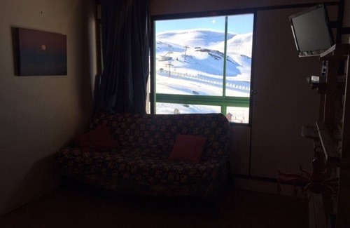 Arette Apartment | Studio for 4, 9th floor, near slopes, ski locker
