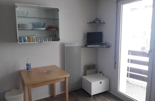 Arette Apartment | Studio for 4, ski-in/ski-out with parking and ski locker