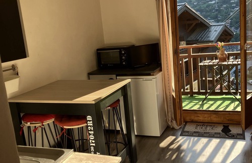 Saint-Gervais-les-Bains Apartment | Studio with balcony 5 minutes from the center and next to the slopes