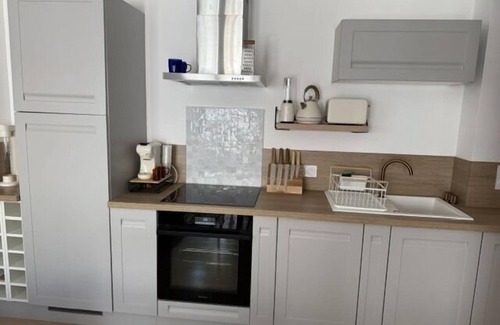 Saint-Paul-Trois-Chateaux Apartment | Studio-Suite-Ensuite with Shower
