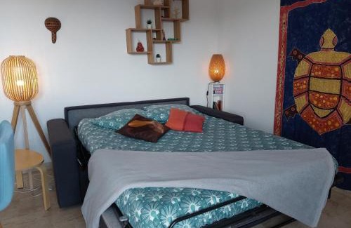 Mandelieu-La-Napoule Apartment | Studio Golf Riviera - Axelle Loc'Appart