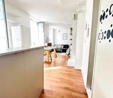 Laon Apartment | Studio Green Velvet